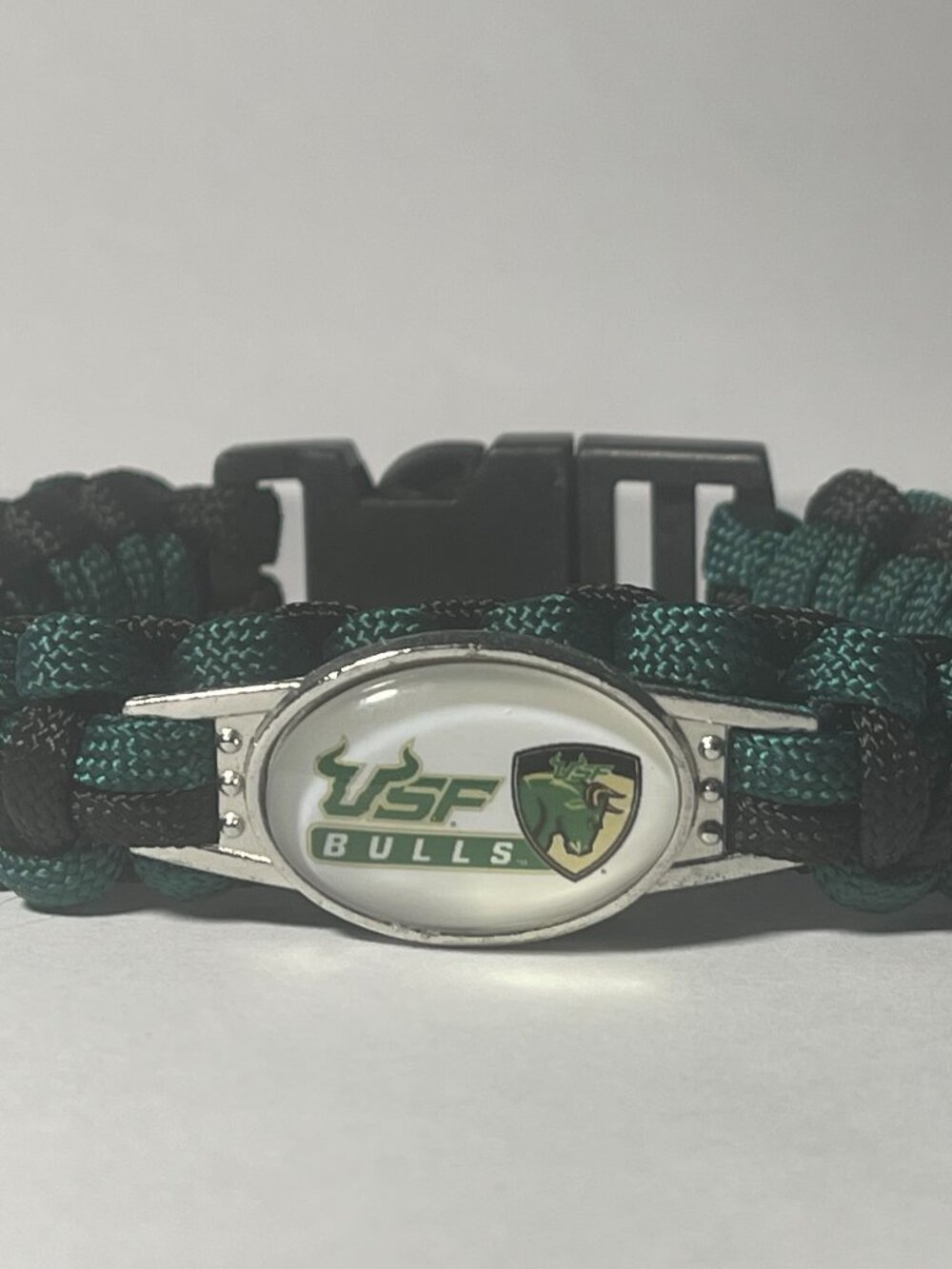 South Florida Bulls NCAA Paracord Bracelet NEW